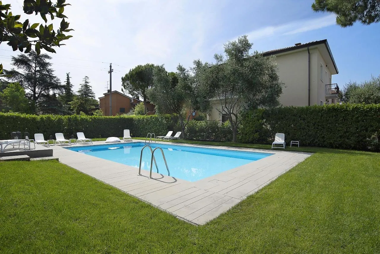Baseventuno 4 Bilocale Apartment Sirmione
