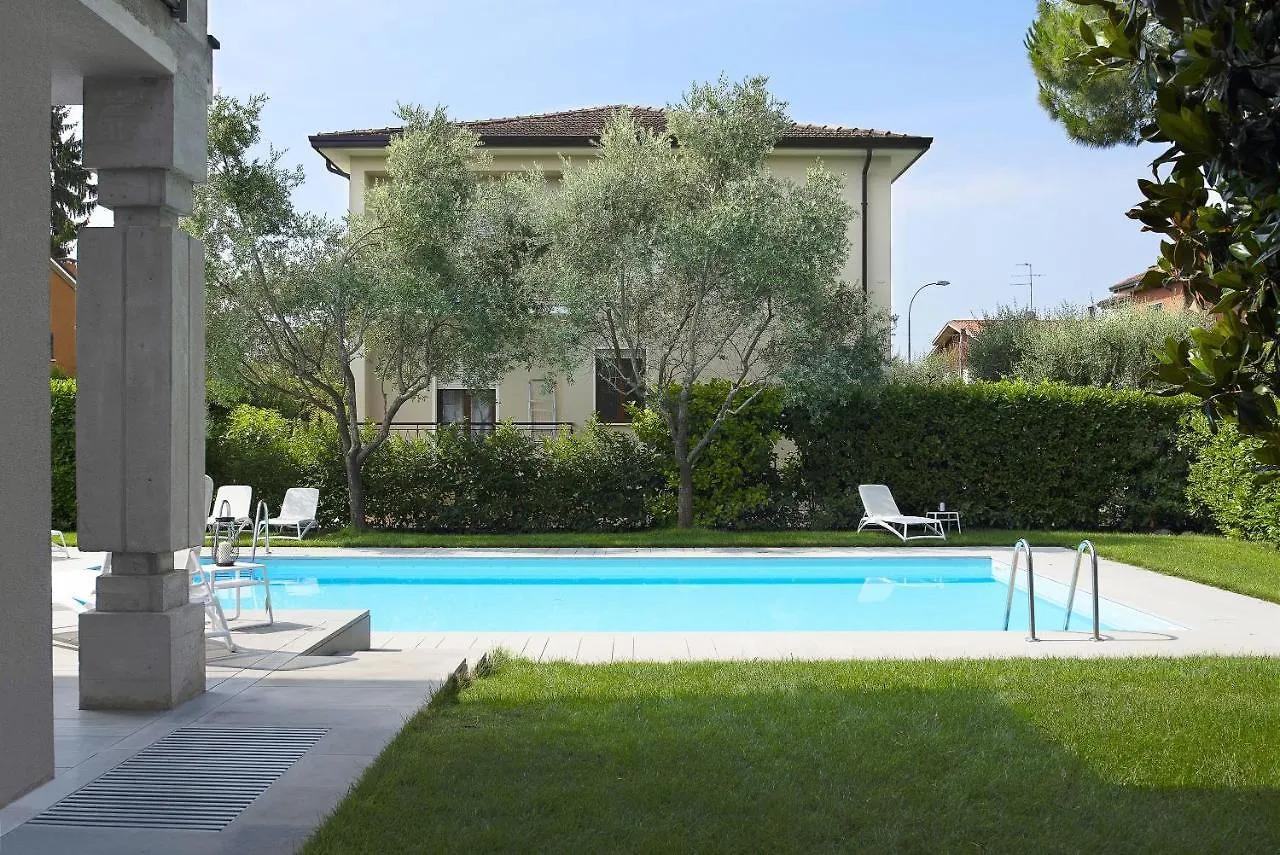Baseventuno 4 Bilocale Apartment Sirmione 0*,