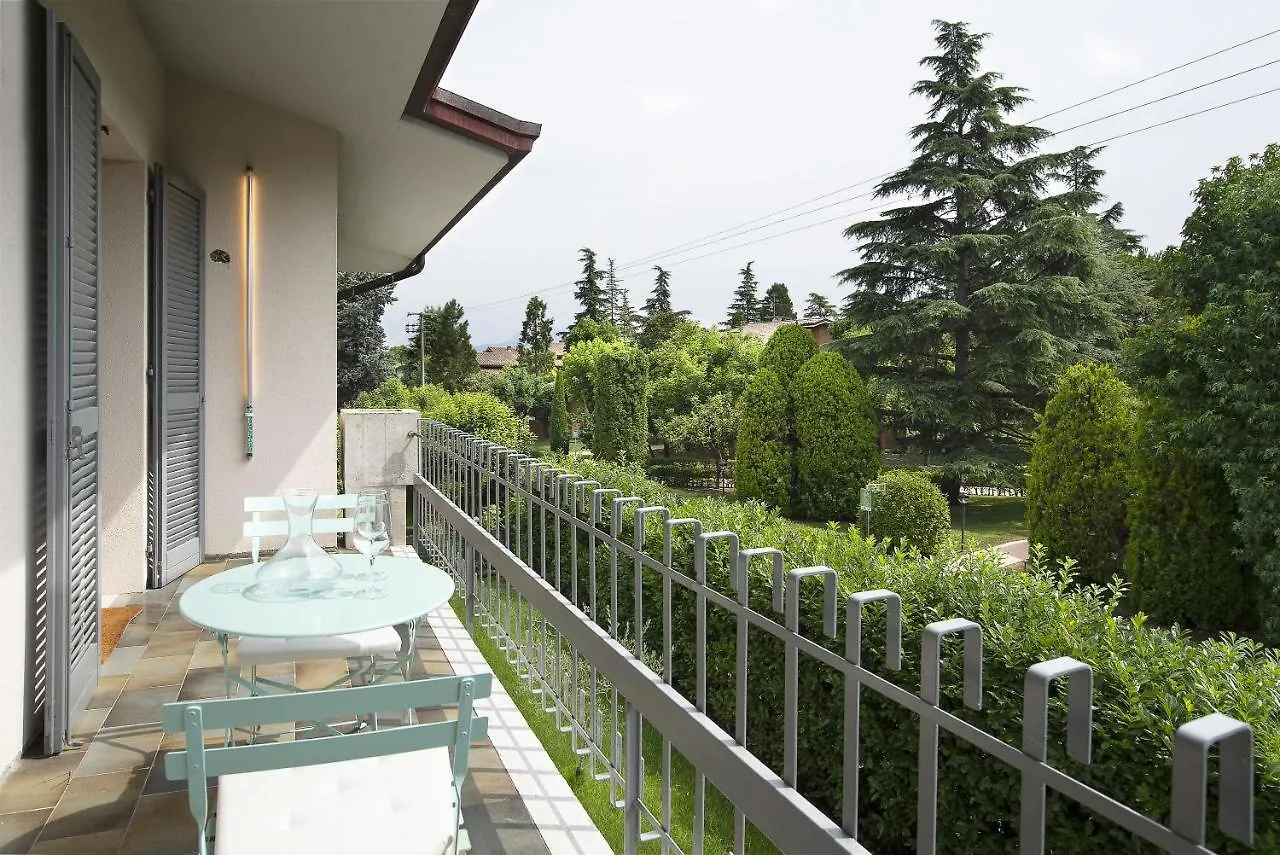 Baseventuno 4 Bilocale Apartment Sirmione 0*,  Italy
