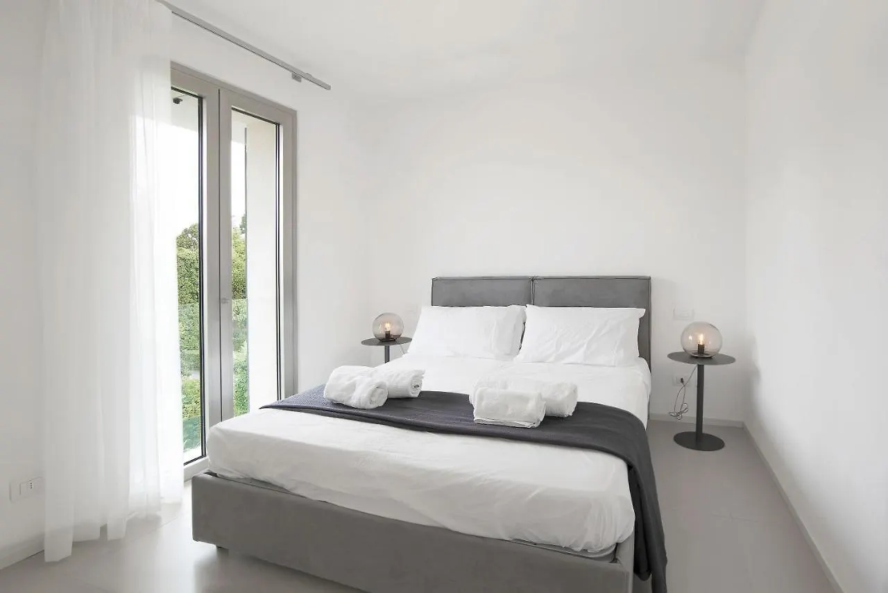 Baseventuno 4 Bilocale Apartment Sirmione