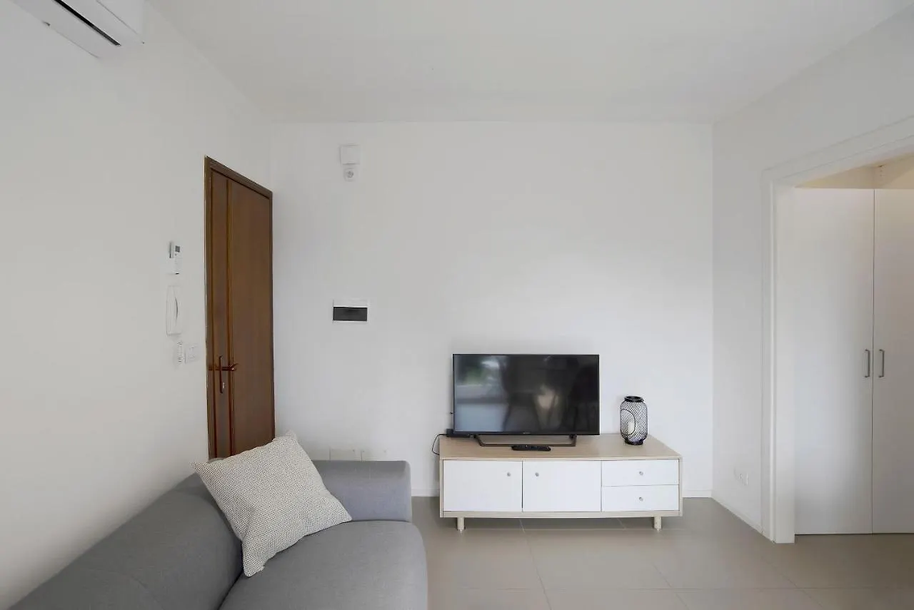 Baseventuno 4 Bilocale Apartment Sirmione
